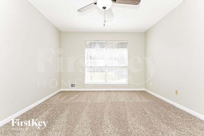 Building Photo - 20 Parkman Trail