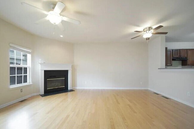 Building Photo - 2251 Landing Ridge Dr