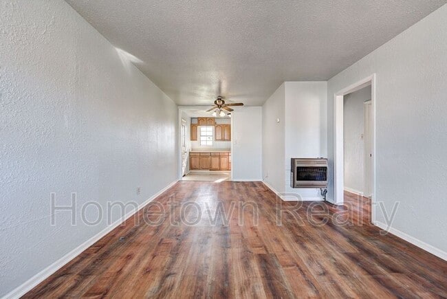 Building Photo - 412 Monroney Dr