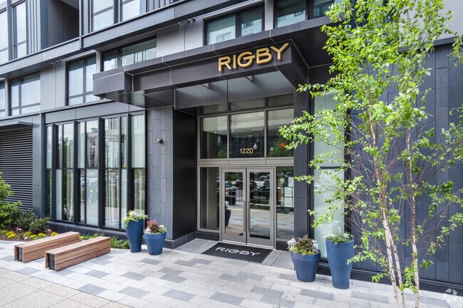 Entrance - Rigby