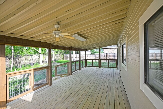 Building Photo - 772 Vista Pkwy