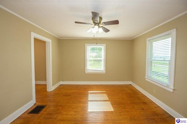 Building Photo - 189 Bob Wade Rd