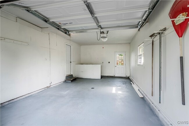 Building Photo - 222 Wilber St
