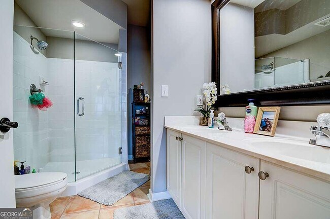 Building Photo - 3636 Habersham Rd NW