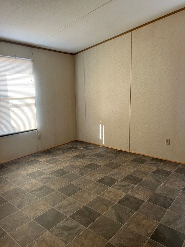 Building Photo - 511 Yost Rd