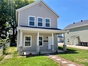 Building Photo - 508 Park St