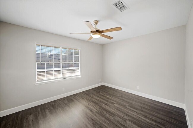 Building Photo - 2218 Winrock Blvd