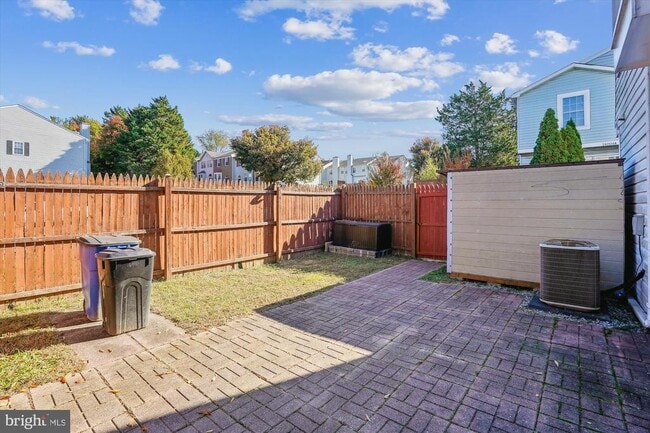 Building Photo - 6101 Hoskins Hollow Cir