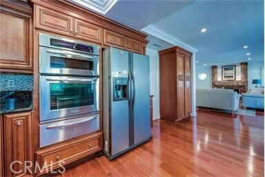 Building Photo - 11 Davis