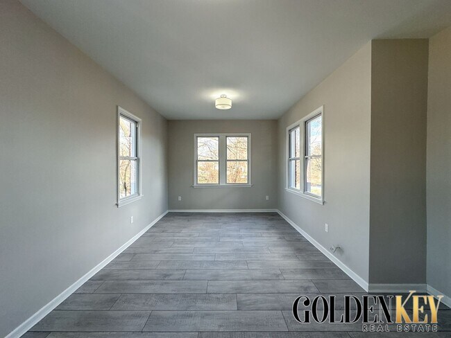 Building Photo - 3854-3831 31st St