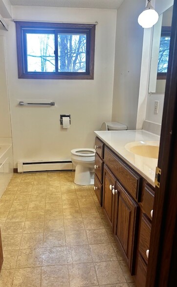 Main floor bathroom - 11336 N Sunset Cir