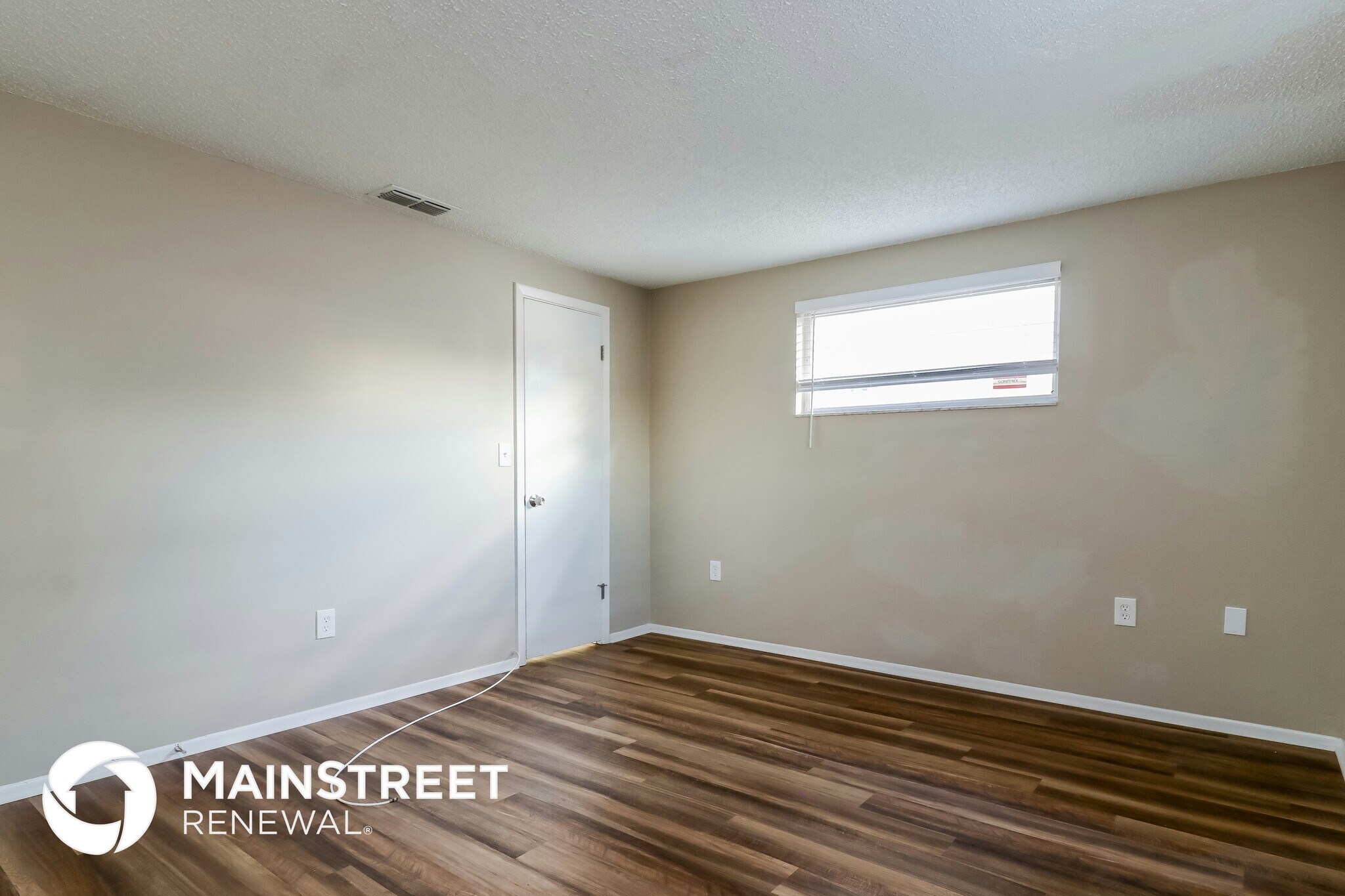 Building Photo - 8653 Sabal Way