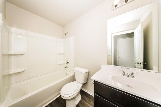 Building Photo - 2920 Brooke Rd