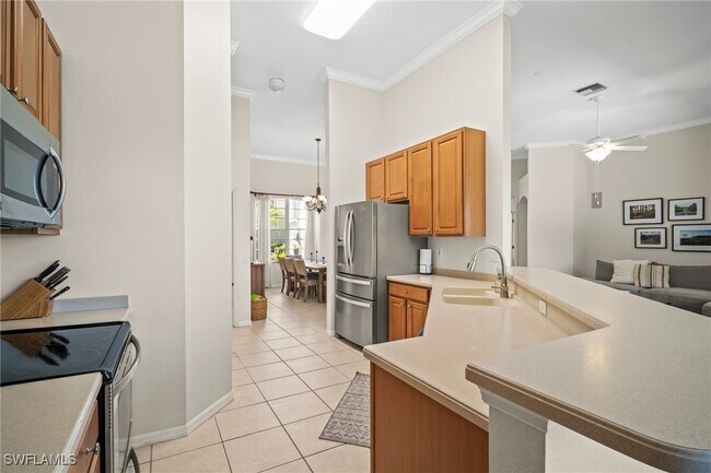 Building Photo - 8809 Maple Glen Cir