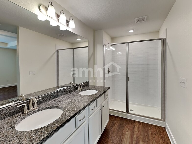 Building Photo - 8577 Highfield Ave