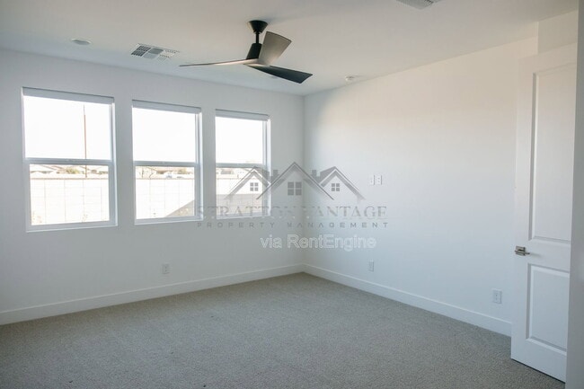 Building Photo - 10262 E Utah Ave