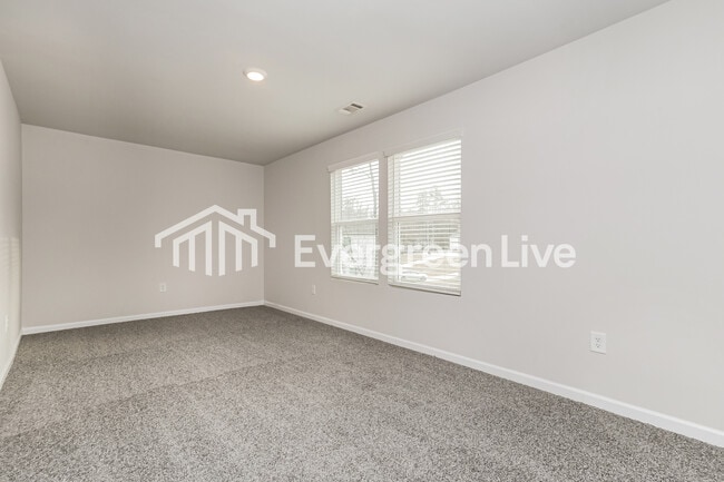 Building Photo - 119 Kingston Ct