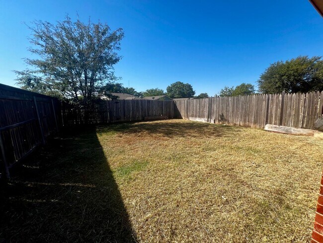 Building Photo - 2403 87th St