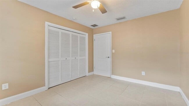 Building Photo - 309 W South Ave