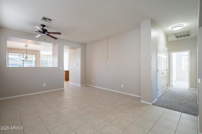 Building Photo - 39802 N Cross Timbers Way