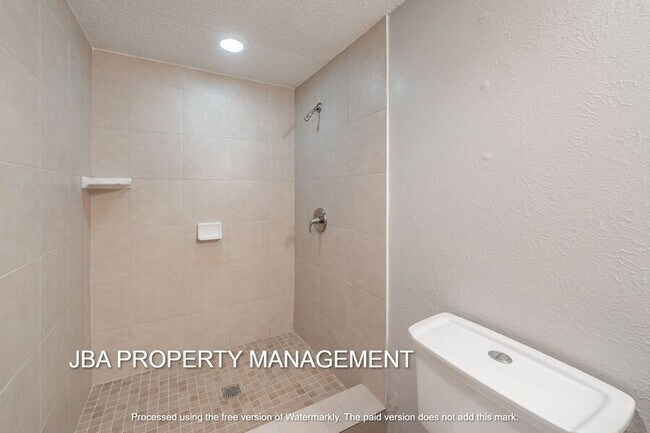 Building Photo - 1758 Farleigh Ct