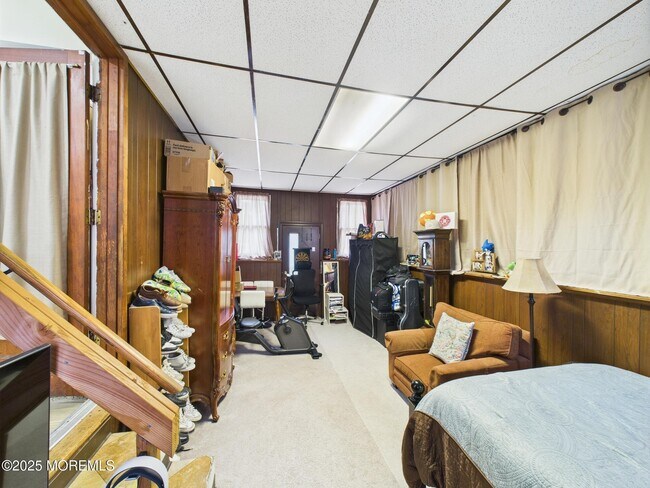 Building Photo - 2668 Midway Ave
