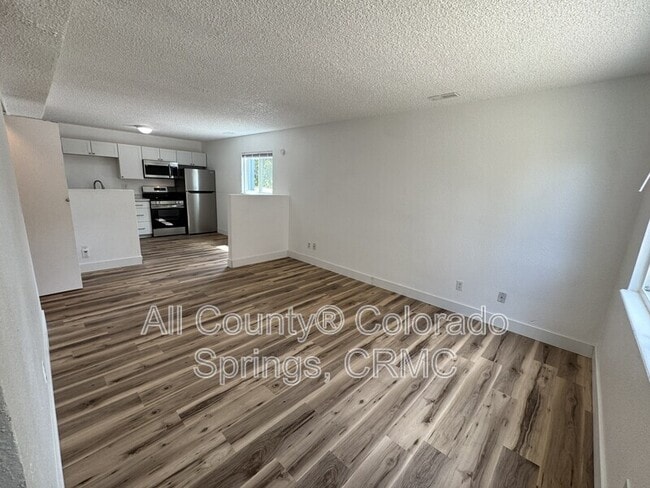 Building Photo - 6676 Provincial Dr