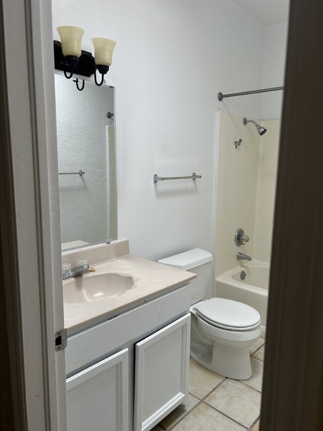 Building Photo - 3107 Isla Verde Cir