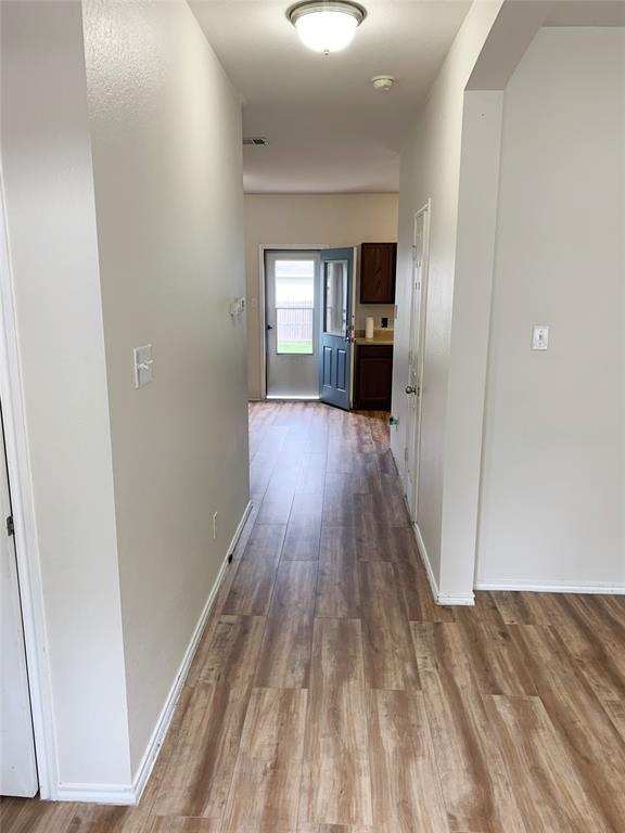 Building Photo - 719 Decker Dr