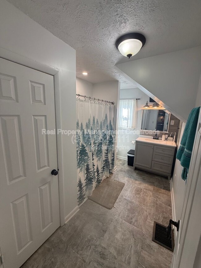 Building Photo - 1449 Keys Rd