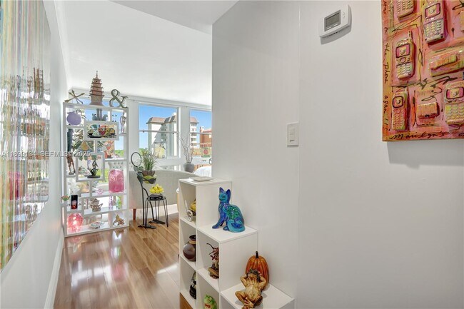 Building Photo - 700 Biltmore Way