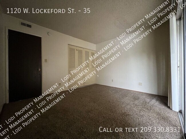 Building Photo - 1120 W Lockeford St