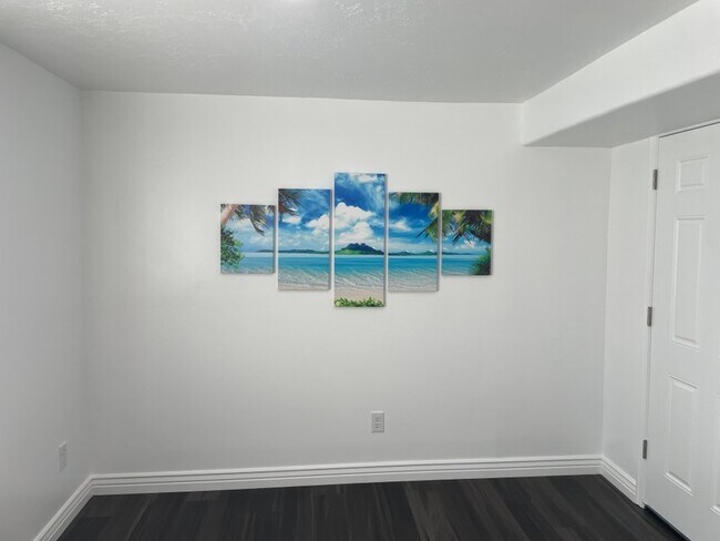 Building Photo - 1053 Barton Ct