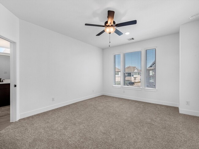 Building Photo - 15106 Post Oak Fls Dr