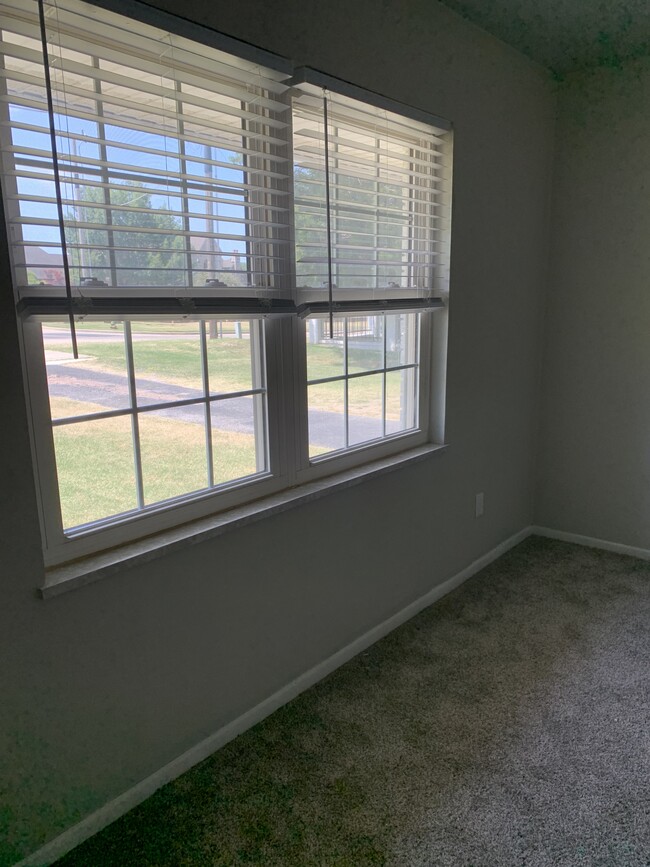 Bedroom - 1203 Douglas Rd