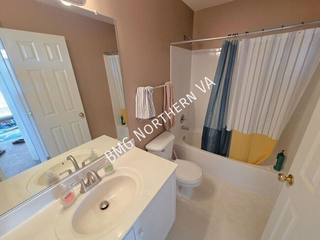 Building Photo - 12108 Wallower Way