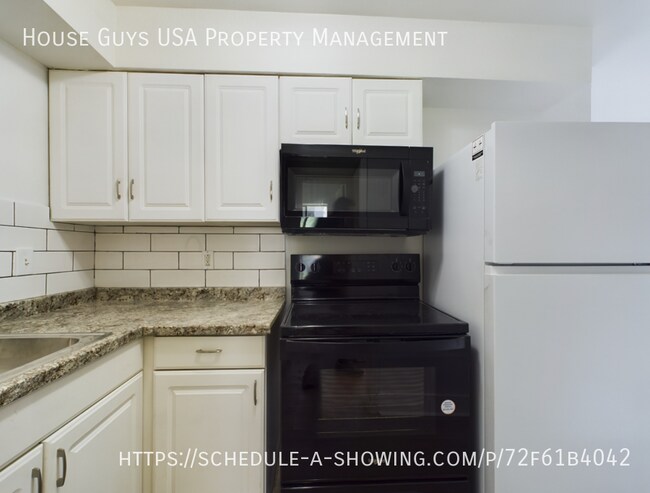 Building Photo - 15411 Barat Ave