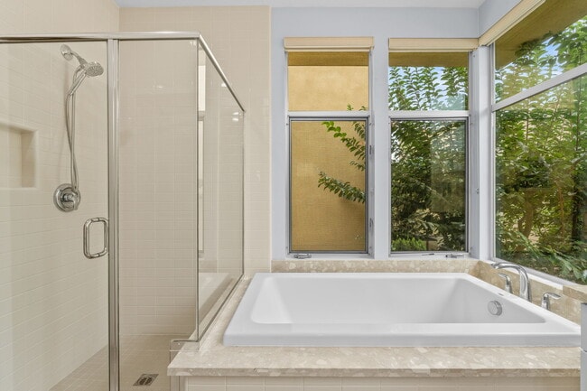 Building Photo - 7889 Altana Wy