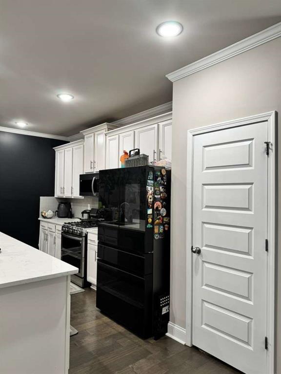 Building Photo - 2215 Manor Pointe Dr