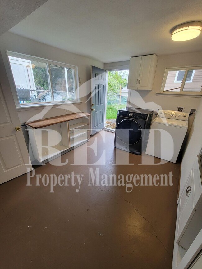Building Photo - Centrally Located Bremerton Home With Partial View of Sinclair Inlet from Deck