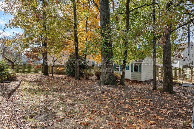 Building Photo - 9069 Brigadier Rd