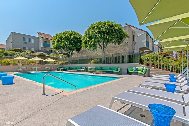 Building Photo - 8517 Paradise Valley Rd