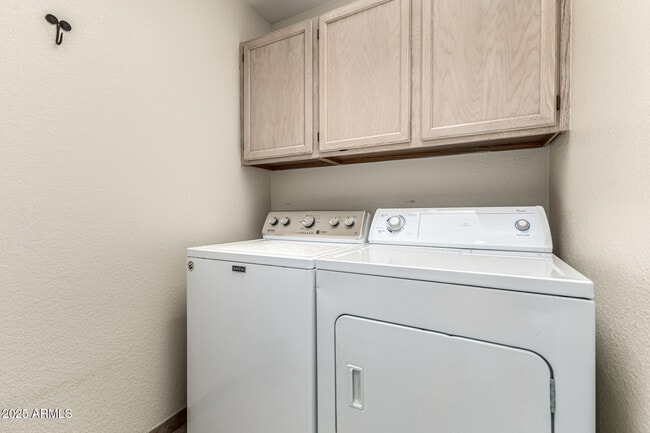 Building Photo - 8829 E Riviera Dr