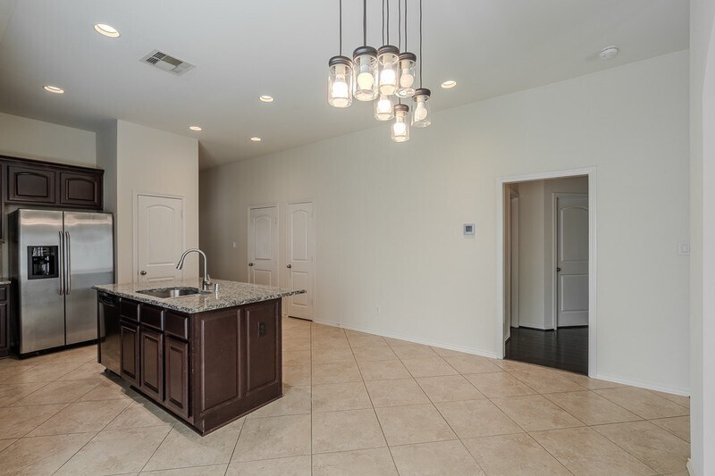 Building Photo - 2943 Fair Chase Dr