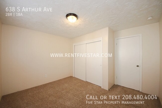 Building Photo - 638 S Arthur Ave