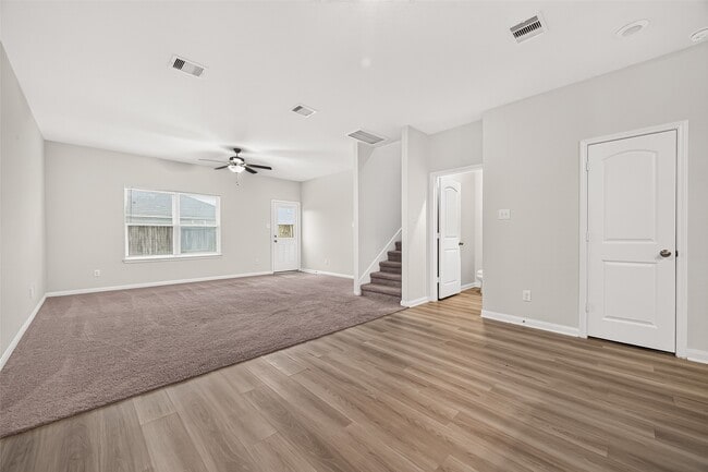 Building Photo - 10830 Jowart Ct