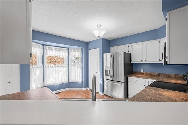 Primary Photo - 102 Westbrooke Ln