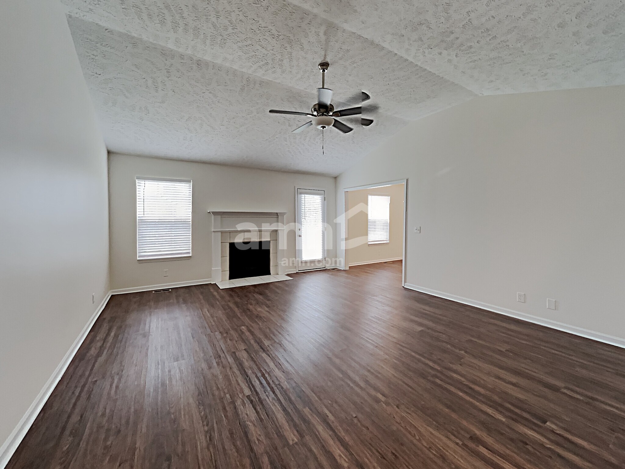 Building Photo - 1543 St Andrews Dr