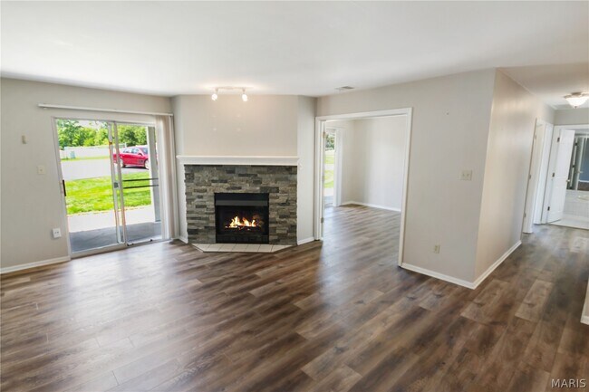 Building Photo - 111 Shirley Ridge Dr