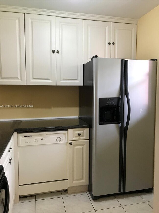 Building Photo - 2800 NW 56th Ave